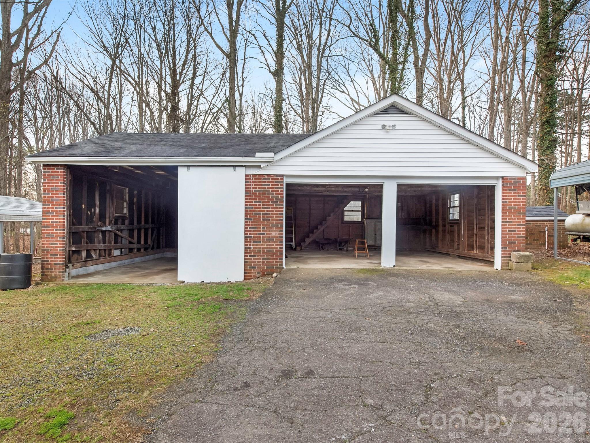 5851 Tuckaseegee Road Kannapolis NC 28081
