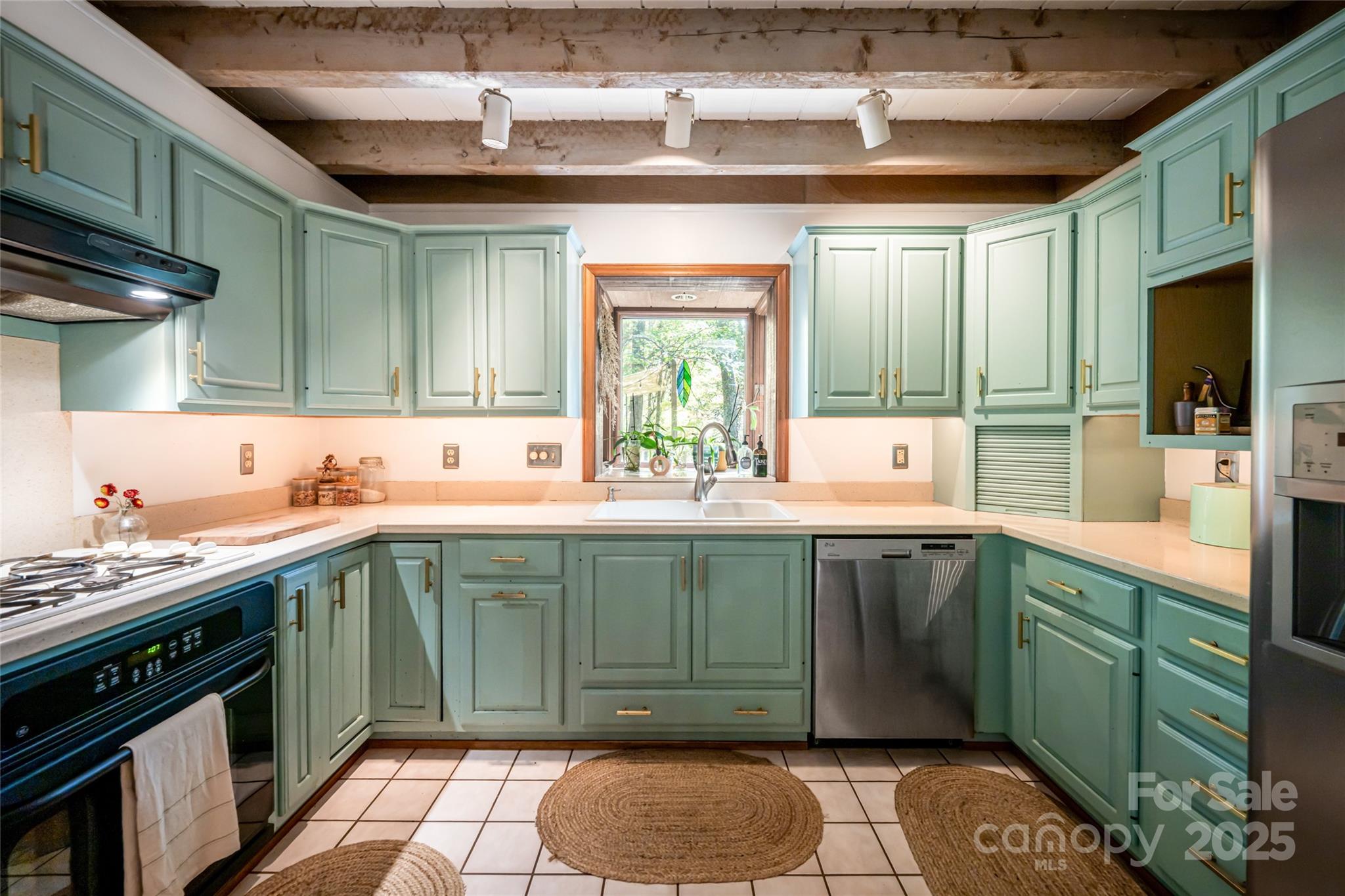 15 Coneflower Court Black Mountain NC 28711