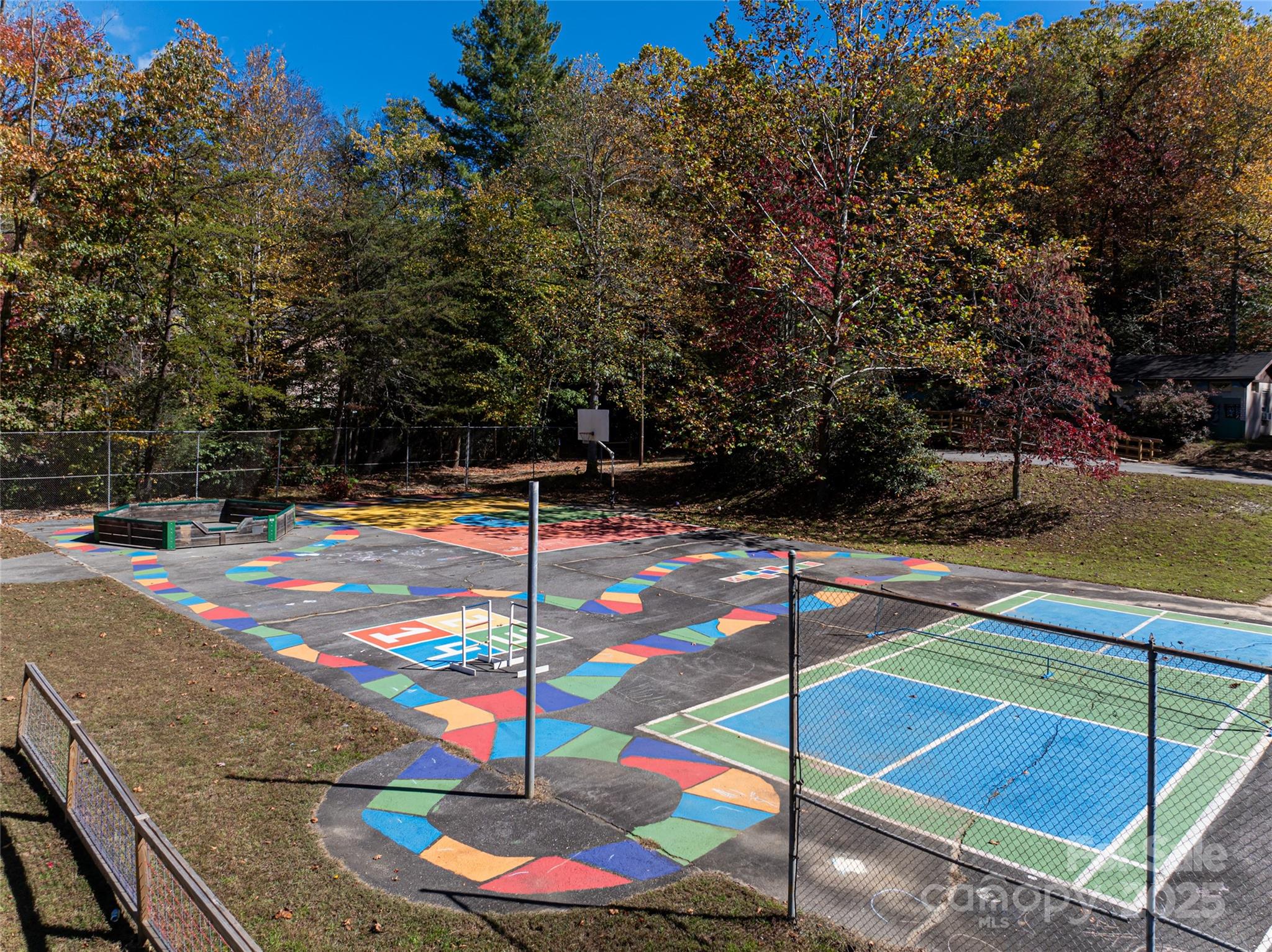 15 Coneflower Court Black Mountain NC 28711