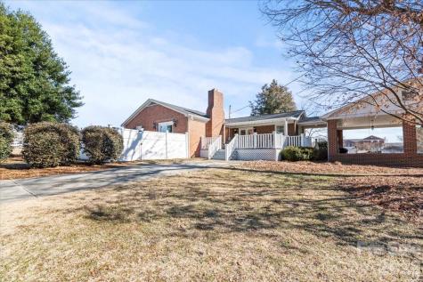 313 W Pigg Street Pageland SC 29728