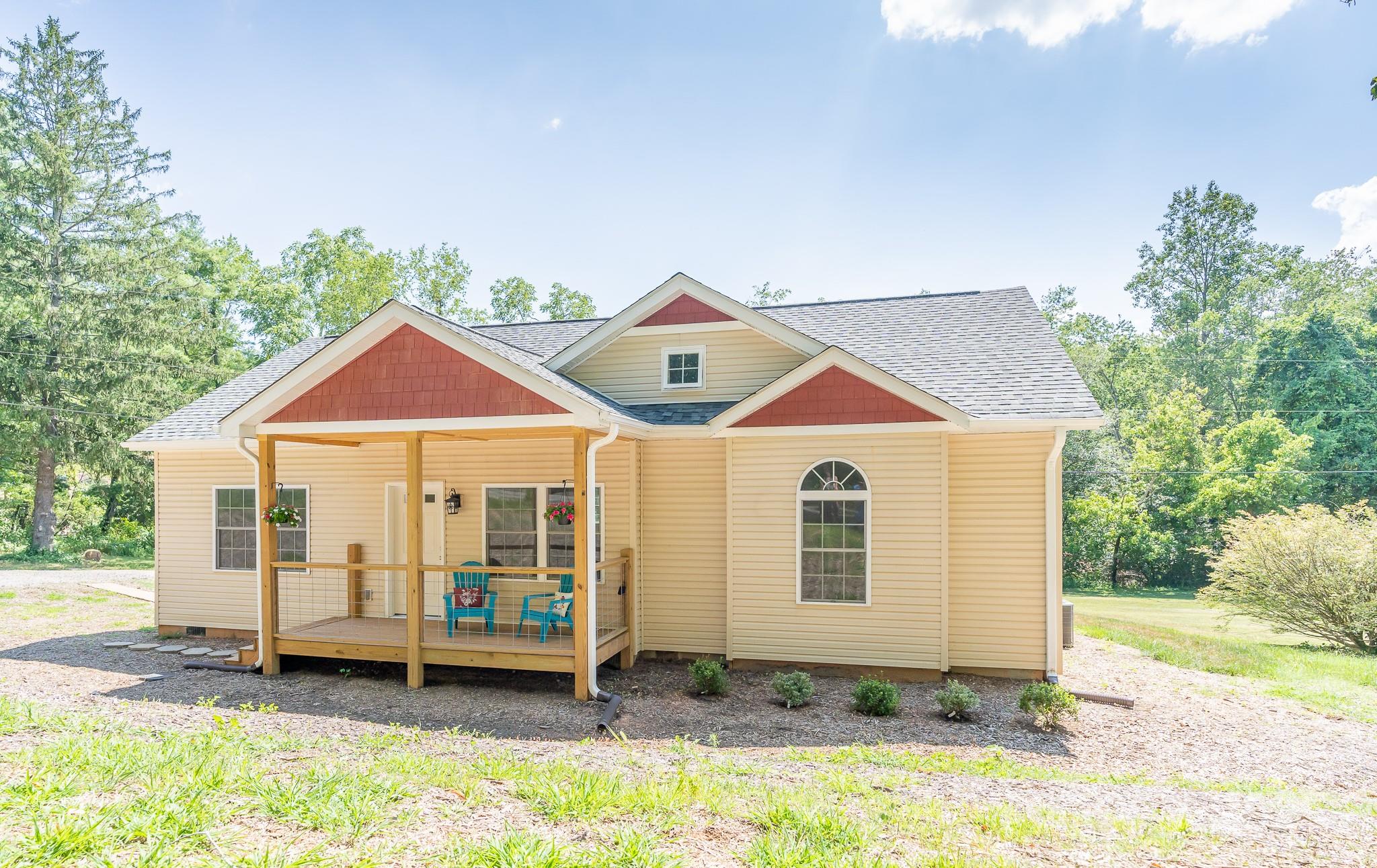 152 Ben Lippen Road Asheville NC 28806