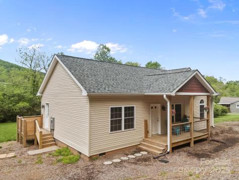 152 Ben Lippen Road Asheville NC 28806