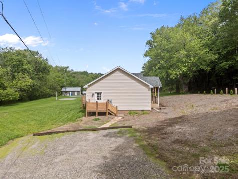 152 Ben Lippen Road Asheville NC 28806