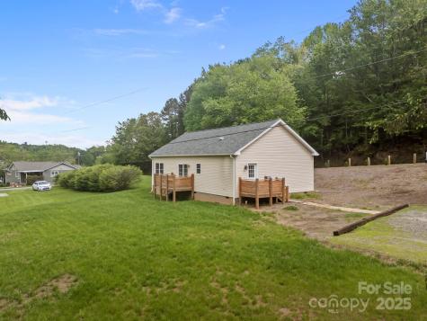 152 Ben Lippen Road Asheville NC 28806