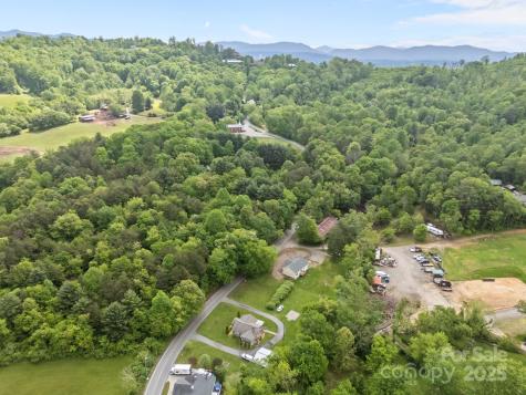 152 Ben Lippen Road Asheville NC 28806