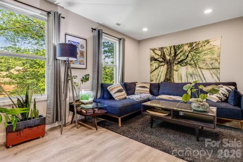 19 Shadowlawn Drive Asheville NC 28806