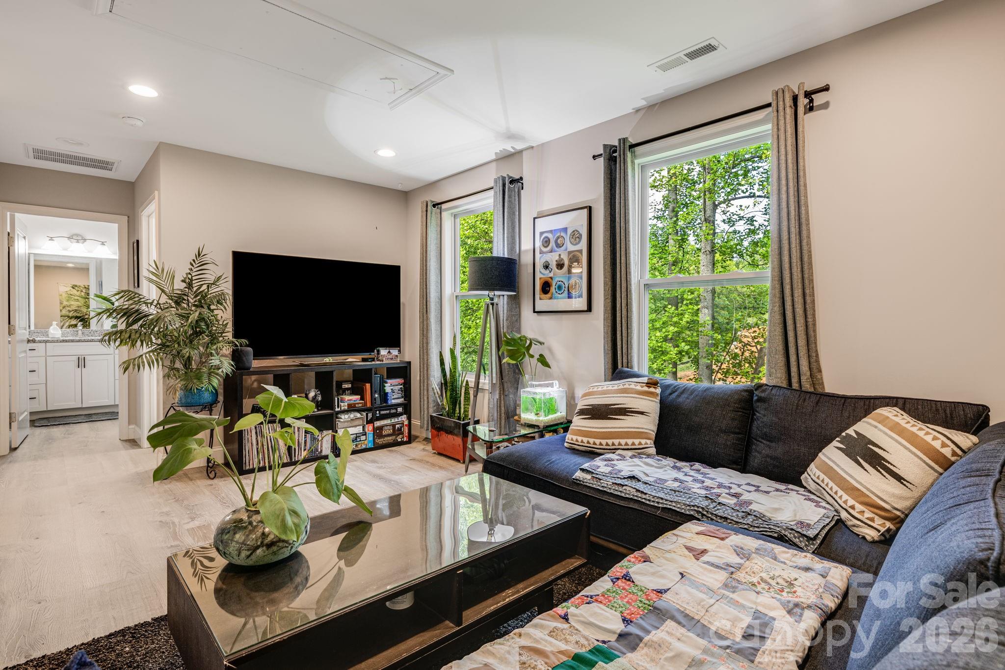 19 Shadowlawn Drive Asheville NC 28806