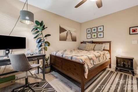 19 Shadowlawn Drive Asheville NC 28806