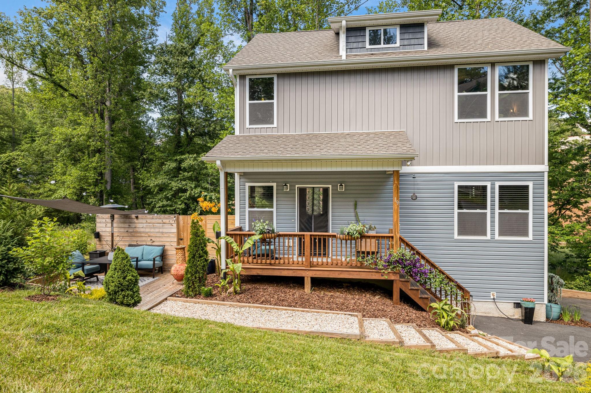 19 Shadowlawn Drive Asheville NC 28806