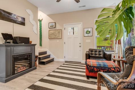 19 Shadowlawn Drive Asheville NC 28806