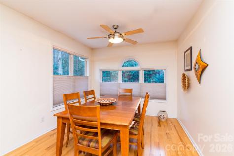 194 Ridgeview Drive Whittier NC 28789