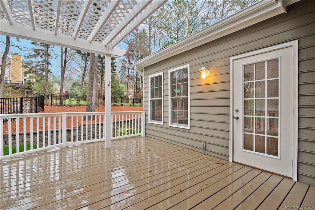 18322 Indian Oaks Lane Davidson NC 28036