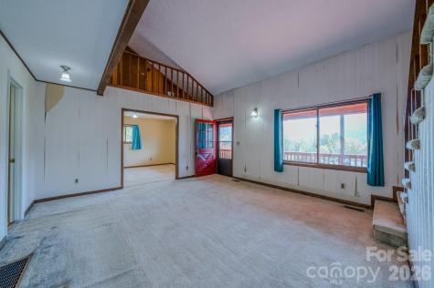 42 Camelfield Road Weaverville NC 28787