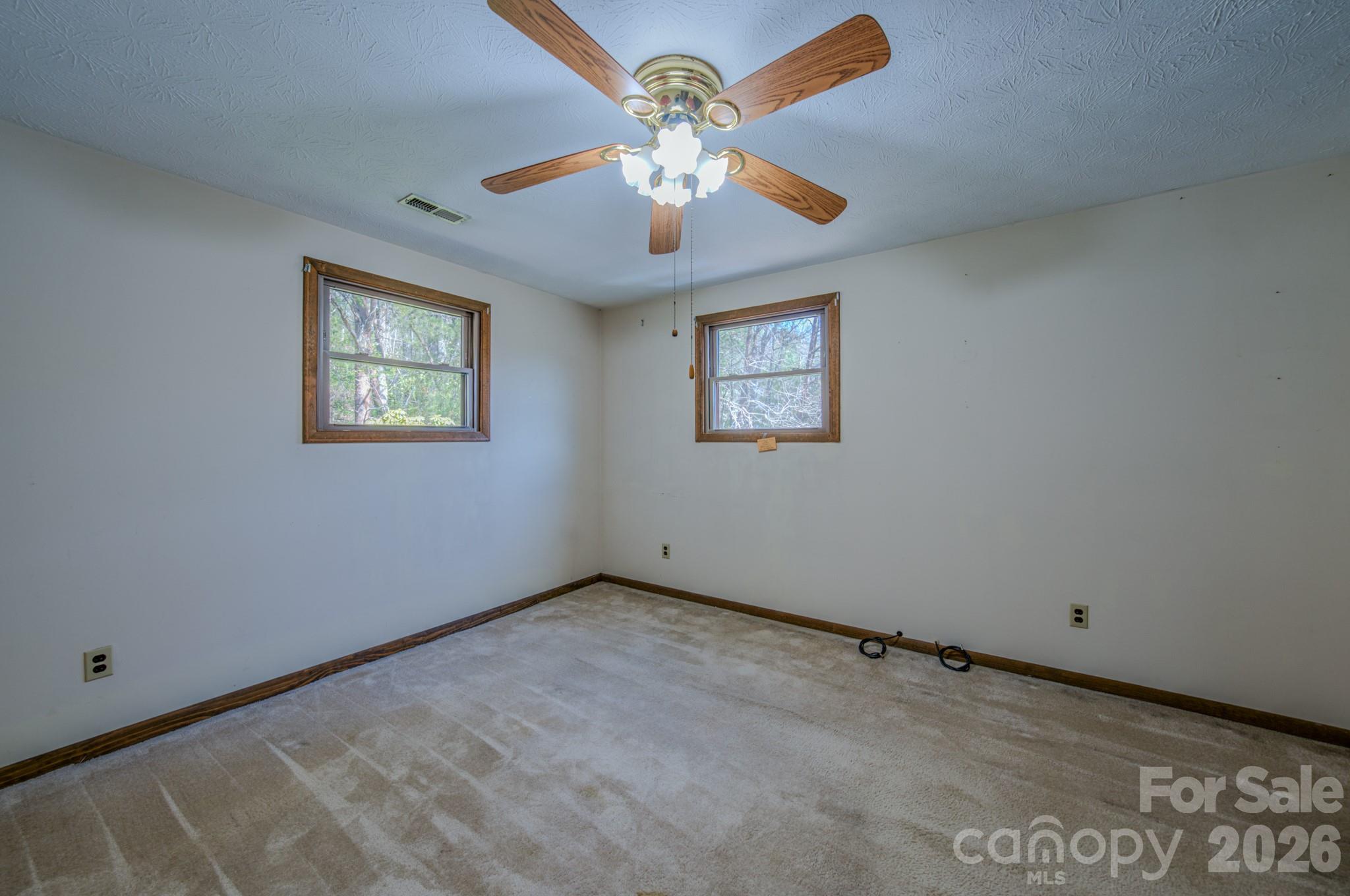 42 Camelfield Road Weaverville NC 28787