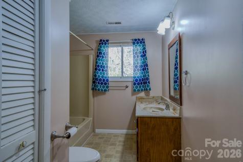 42 Camelfield Road Weaverville NC 28787