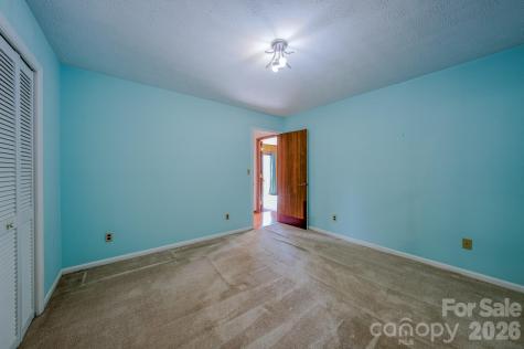 42 Camelfield Road Weaverville NC 28787