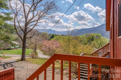 42 Camelfield Road Weaverville NC 28787