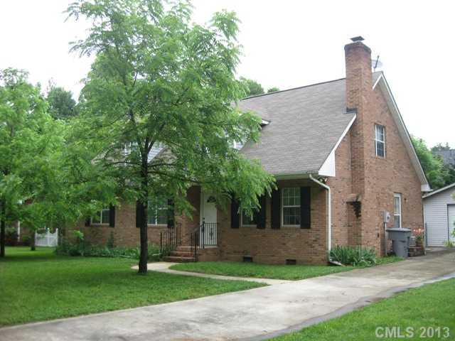 2812 Foxwood Road Charlotte NC 28226