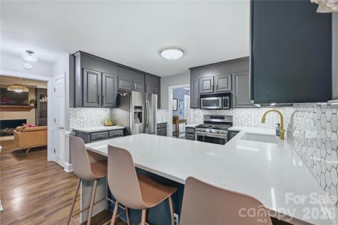 6512 Tuskan Drive Charlotte NC 28270