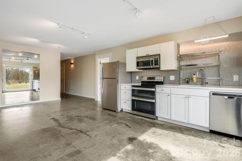 76 Murray Debruhl Road Alexander NC 28701