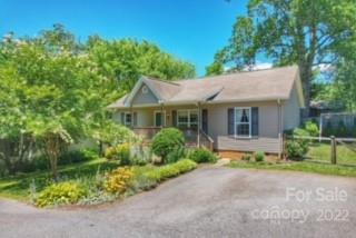 11 Louisville Place Asheville NC 28806