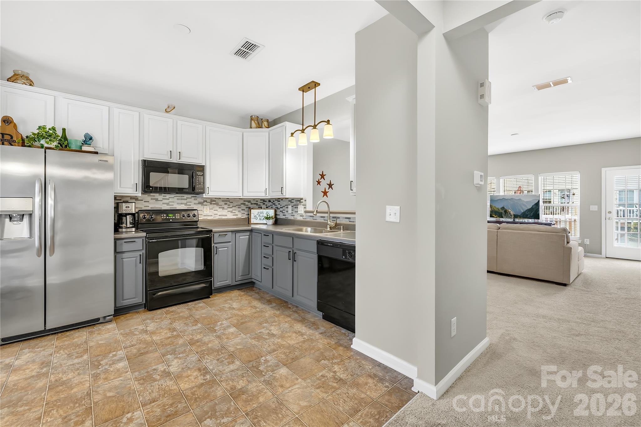 15711 King Louis Court Charlotte NC 28277