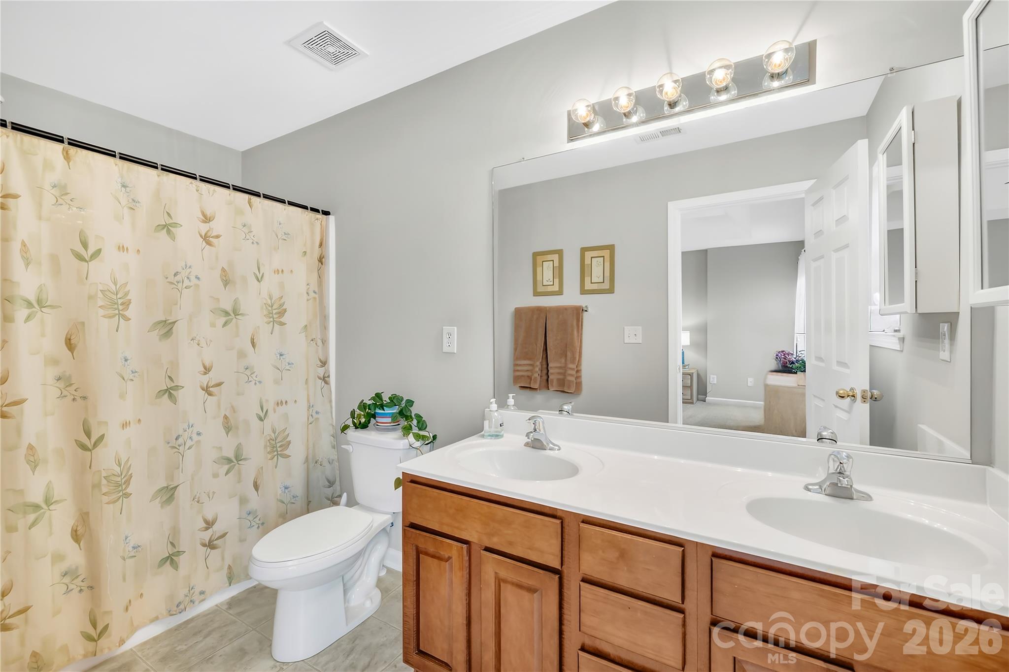 15711 King Louis Court Charlotte NC 28277