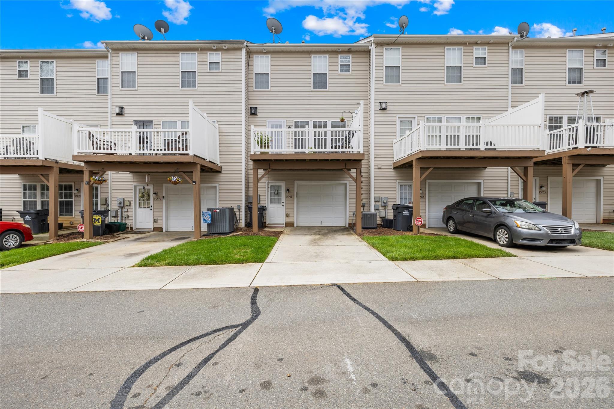 15711 King Louis Court Charlotte NC 28277