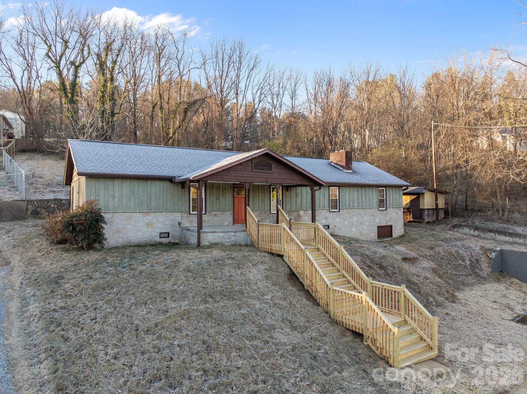 62 Mitchell Street Canton NC 28716