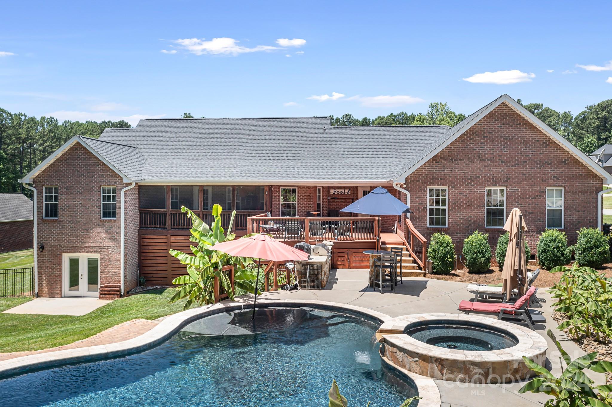7036 Burgundy Lane Denver NC 28037