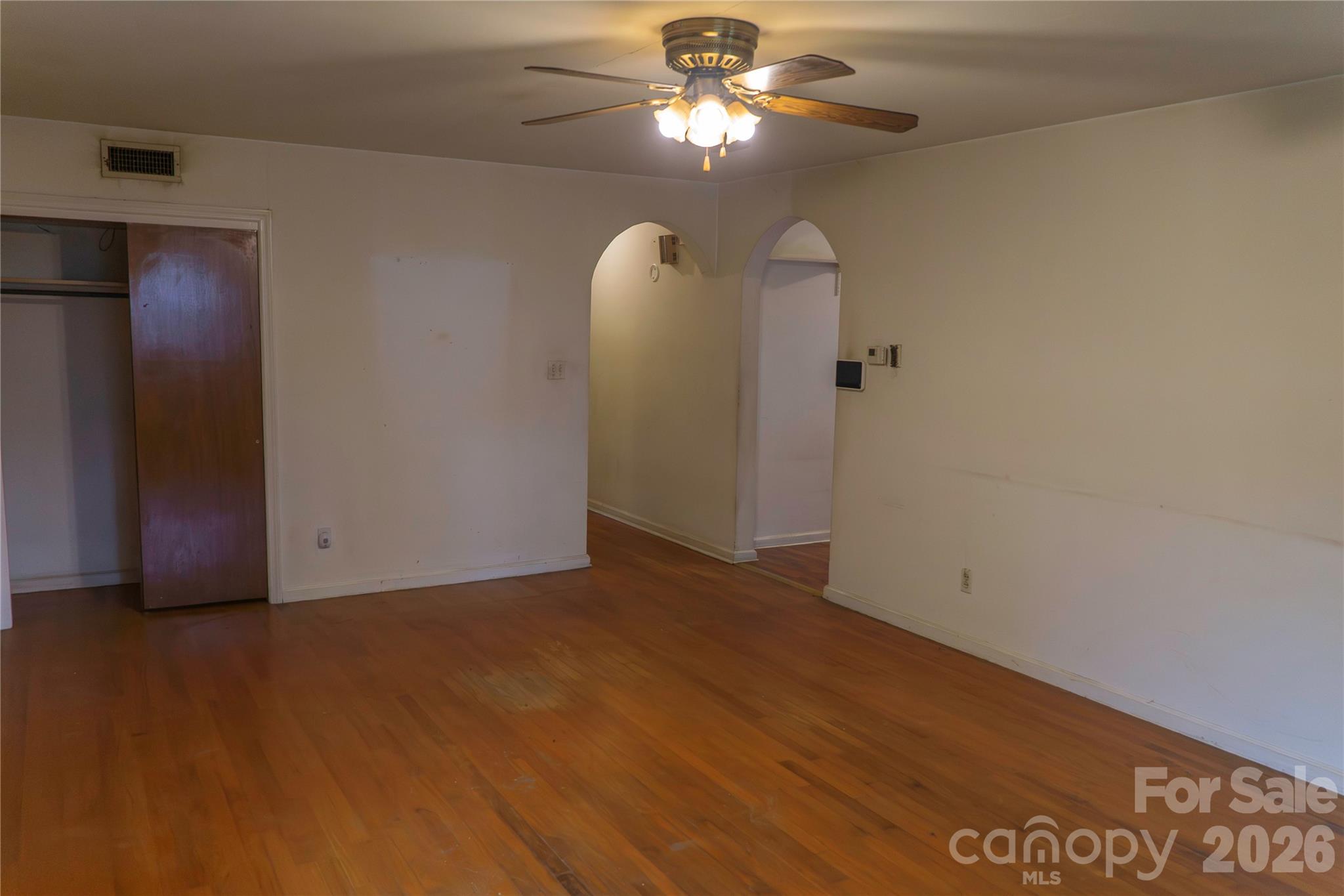 54 Sherwood Road Asheville NC 28803
