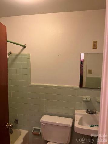 54 Sherwood Road Asheville NC 28803