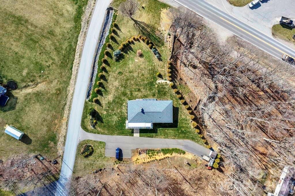 11974 Us Highway 421 Highway N Zionville NC 26989