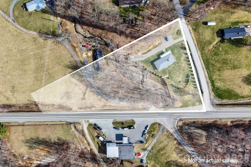 11974 Us Highway 421 Highway N Zionville NC 26989