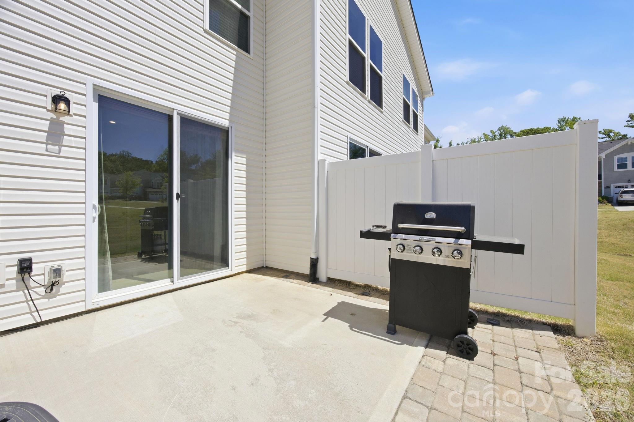 15617 Little Bluestem Street Charlotte NC 28278
