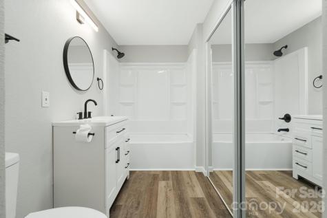 95 Grassy View Road Candler NC 28715