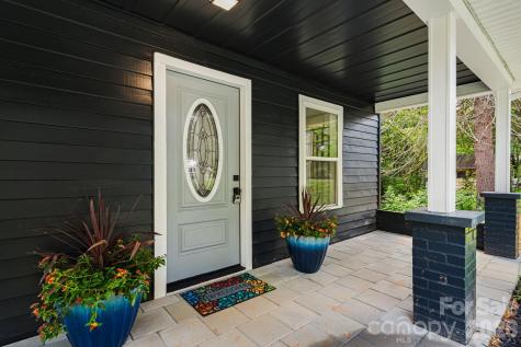 95 Grassy View Road Candler NC 28715