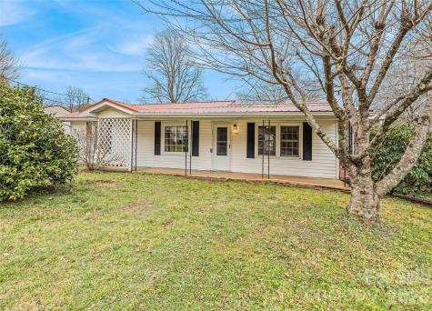 1124 Skyland Drive Sylva NC 28779