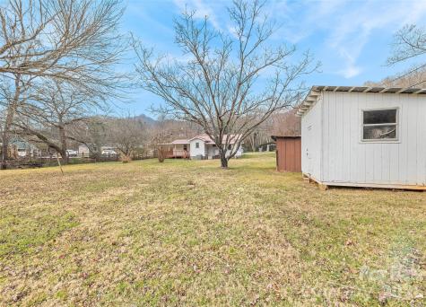 1124 Skyland Drive Sylva NC 28779