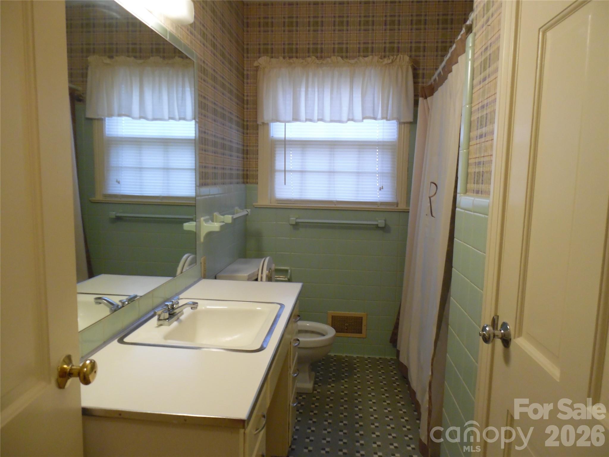 603 1st Avenue Place NE Conover NC 28613