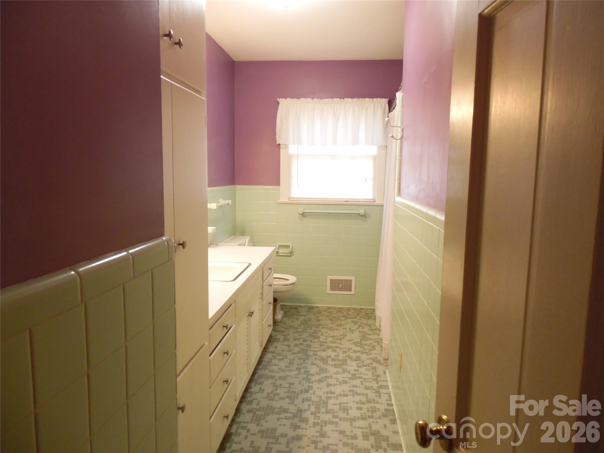 603 1st Avenue Place NE Conover NC 28613
