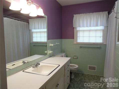 603 1st Avenue Place NE Conover NC 28613