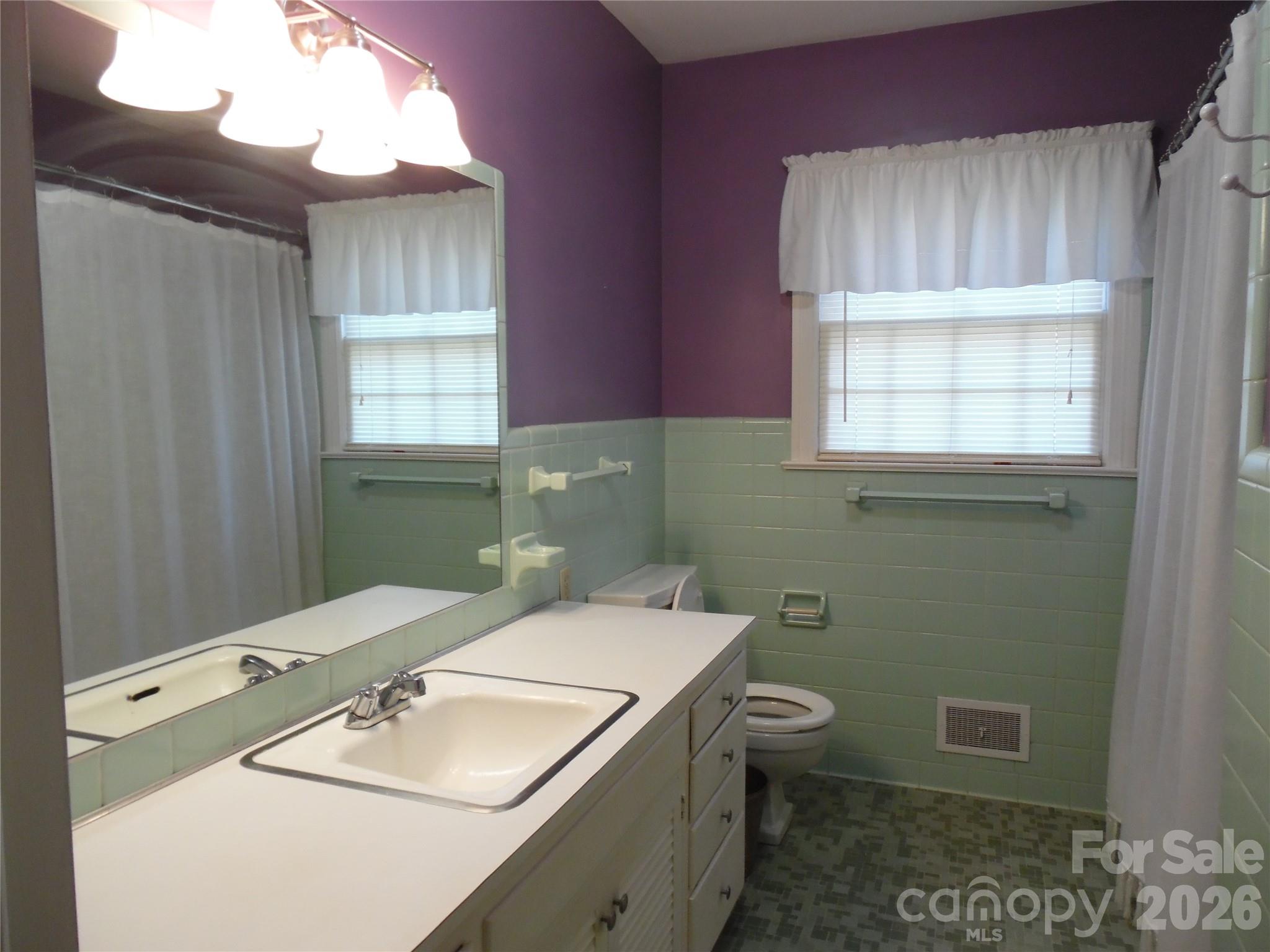 603 1st Avenue Place NE Conover NC 28613