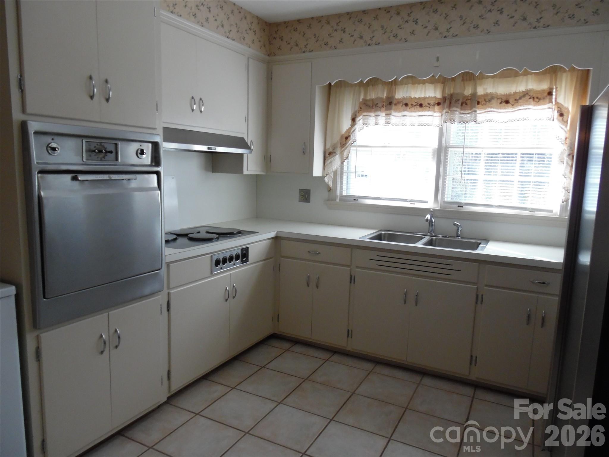 603 1st Avenue Place NE Conover NC 28613