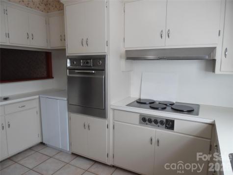 603 1st Avenue Place NE Conover NC 28613