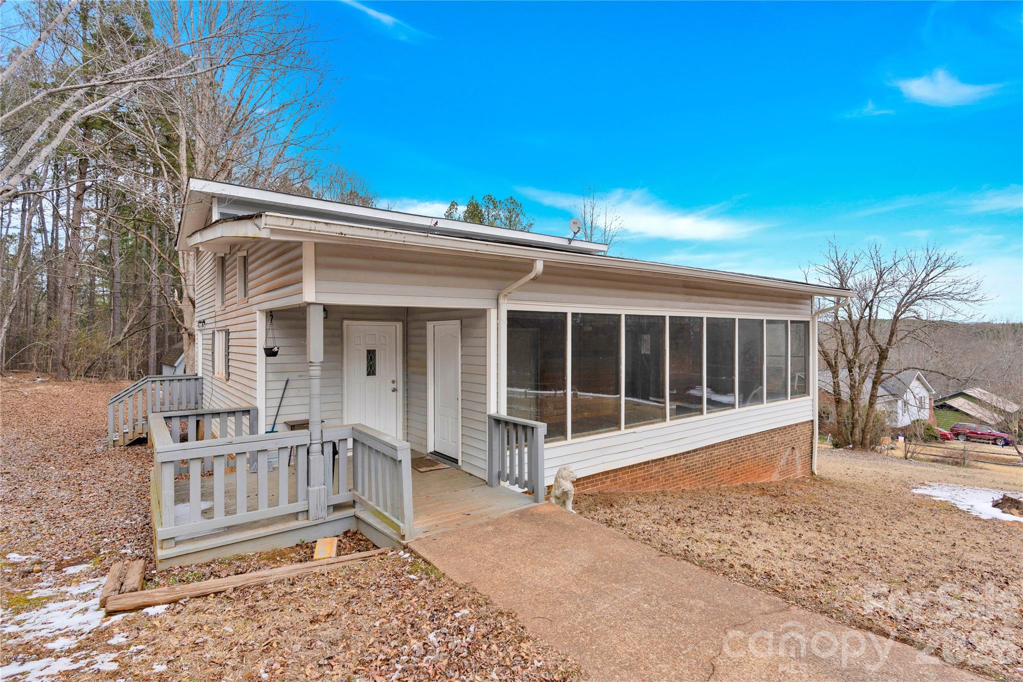 229 Riverhills Drive Forest City NC 28043