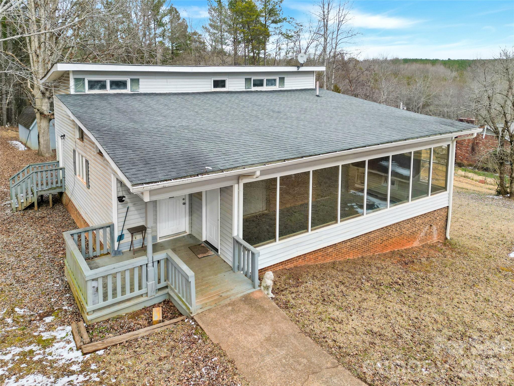 229 Riverhills Drive Forest City NC 28043