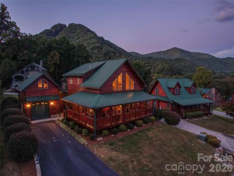 242 Panoramic Loop Maggie Valley NC 28751