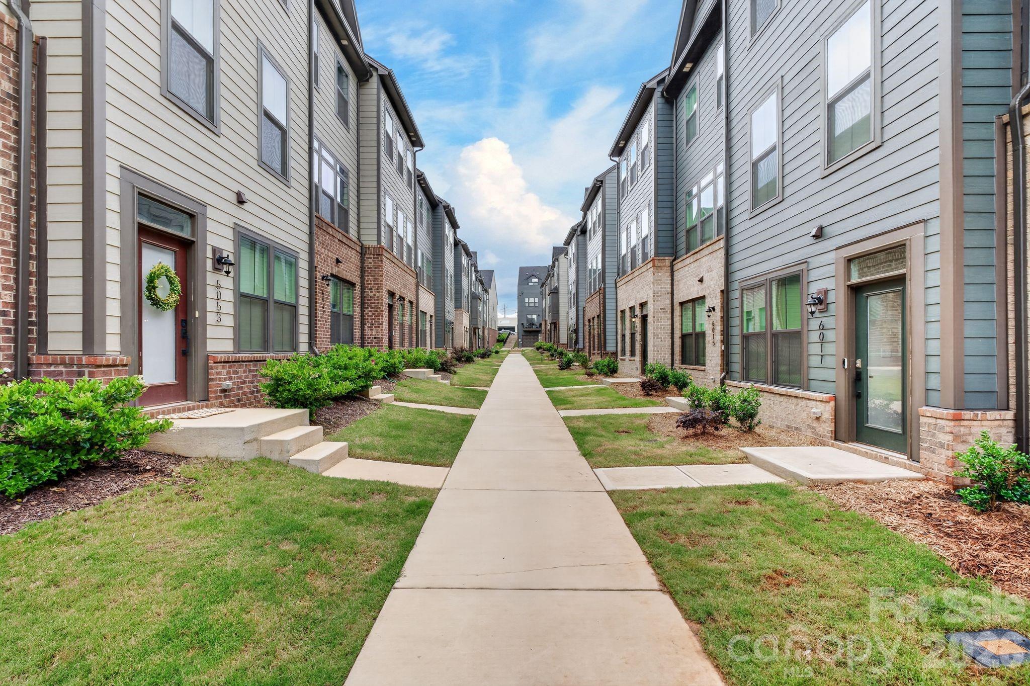 6019 Fonsac Lane Charlotte NC 28217
