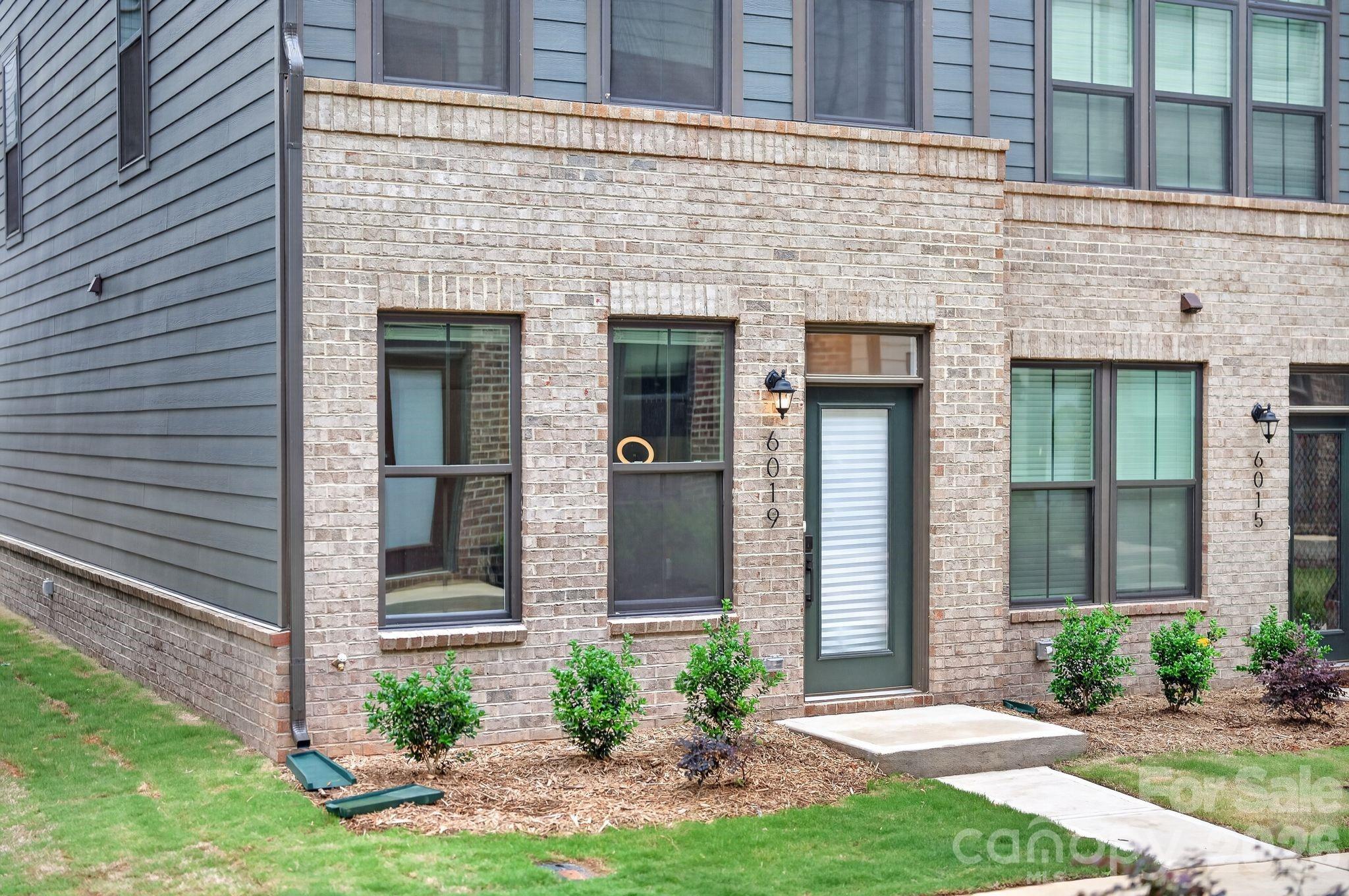6019 Fonsac Lane Charlotte NC 28217
